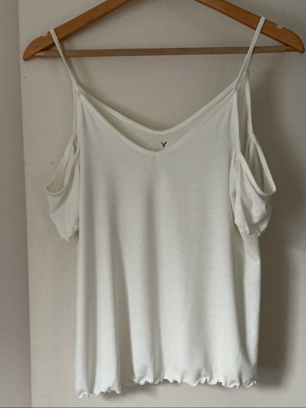 American Eagle Outfitters White Cold-Shoulder V-Neck Camisole